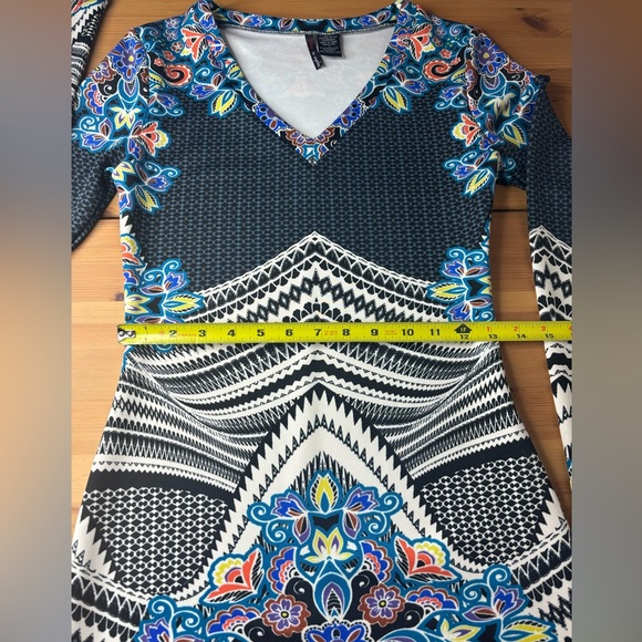 Fire Los Angeles Bodycon Midi Dress Size Small V-Neck Long Sleeve Stretch - Picture 12 of 16